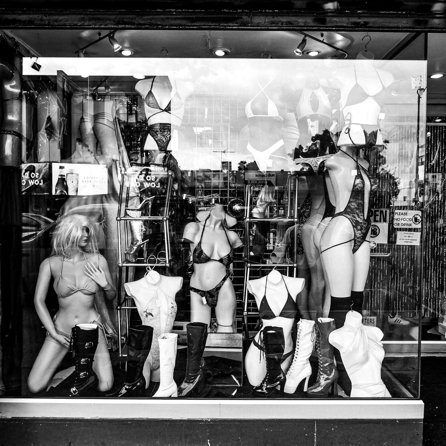 Hakan Burcuoglu photo 03-04-0006 Art Works Gallery
